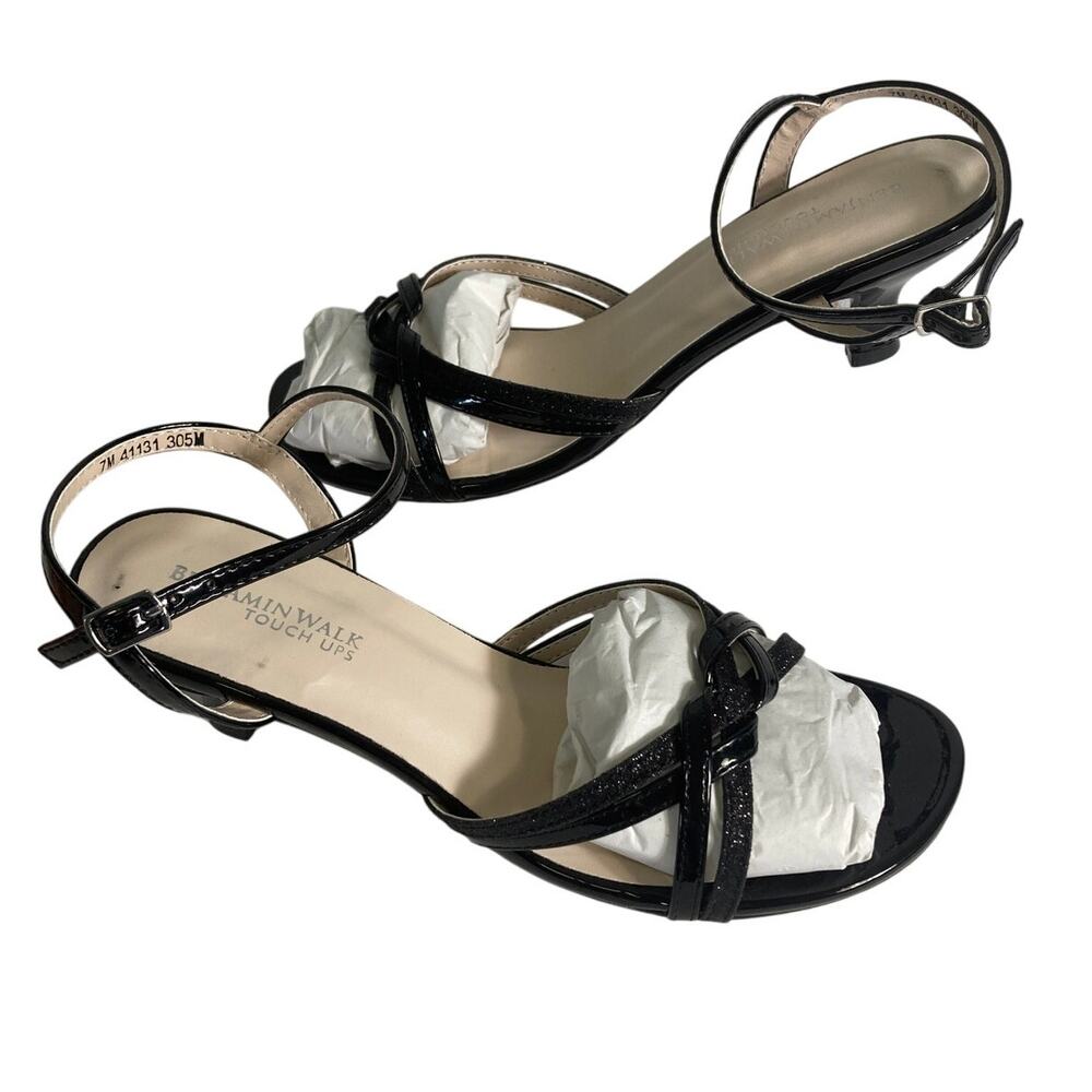 Touch Ups Women's Melanie Ankle Strap Sandal Size 7 / 7M